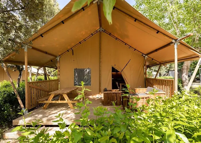 Camping Campo Dei Fiori - Glamping4All