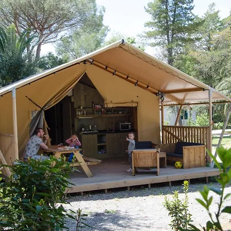 Camping Campo Dei Fiori - Glamping4All Vada Exterior photo